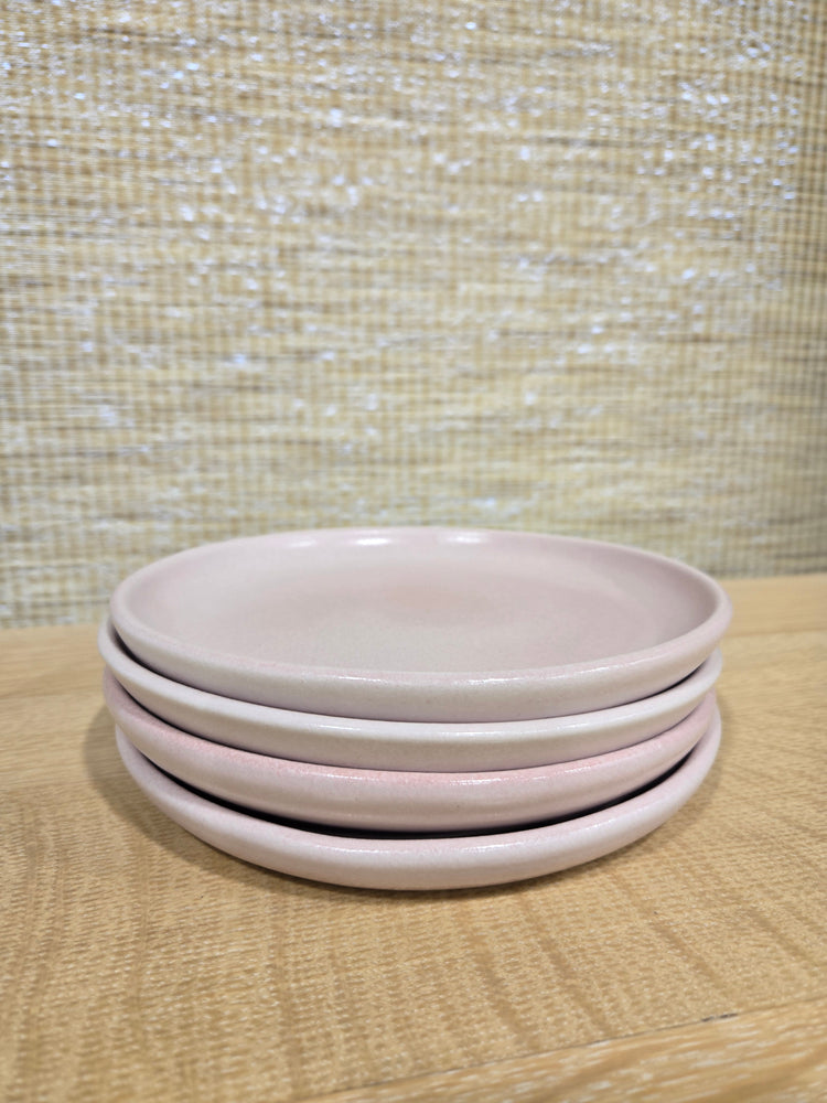 FN Dinner Plate, Pink (4-Pack)
