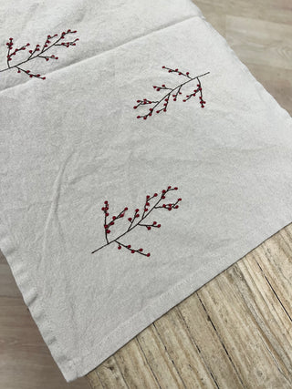 Table Runner, Winterberry