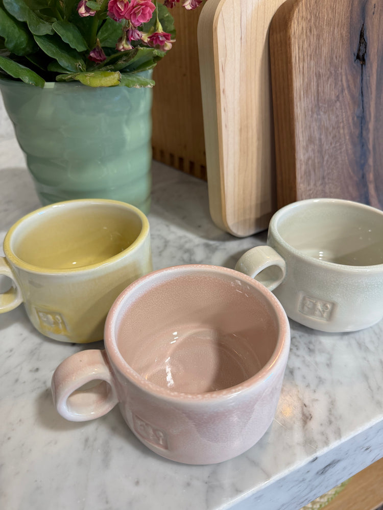 FN Teacup, Peony